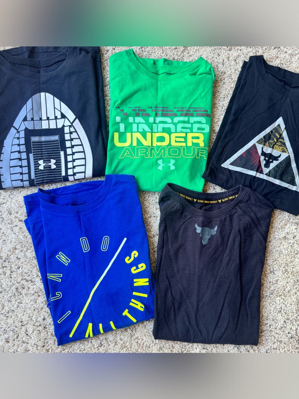 Under Armour Bright Logo Short Sleeve Tee LOT of 5 youth XL